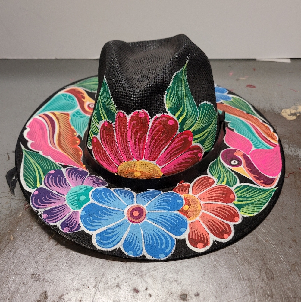 HAND PAINTED HAT MEXICO  FEDORA BLACK. BIRDS BOLD BEAUTIFUL COLORS